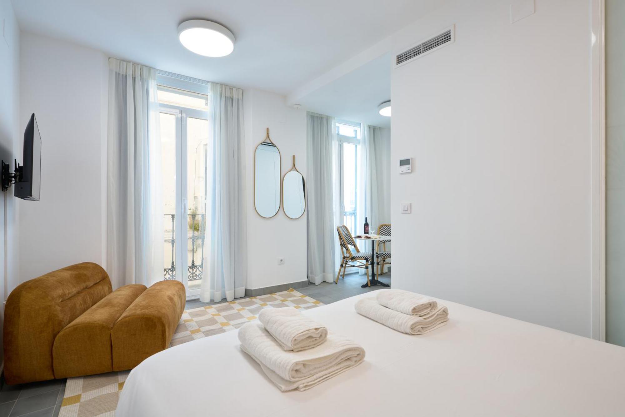 Studio Apartment One Double Bed