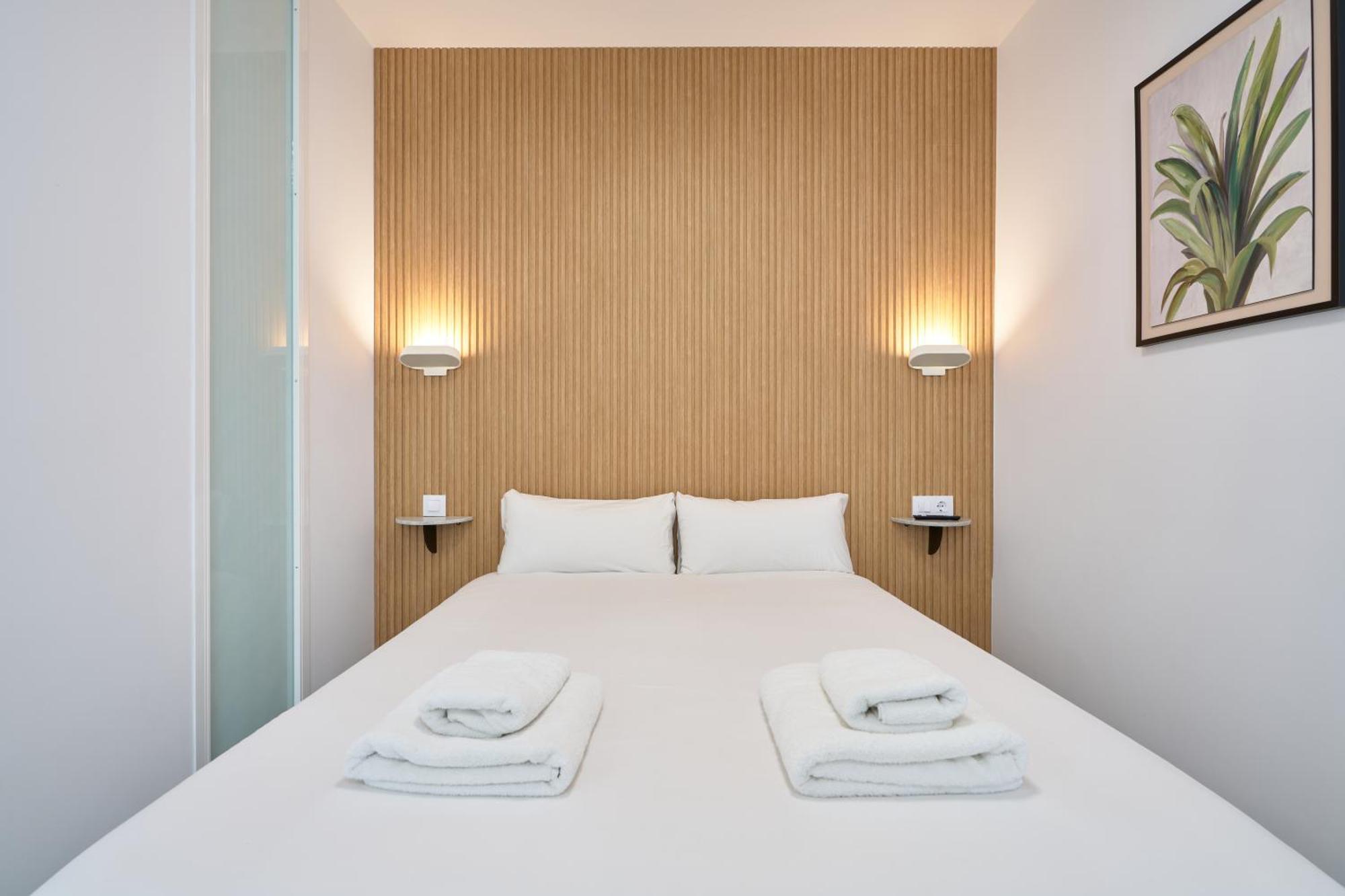 Studio Apartment One Double Bed