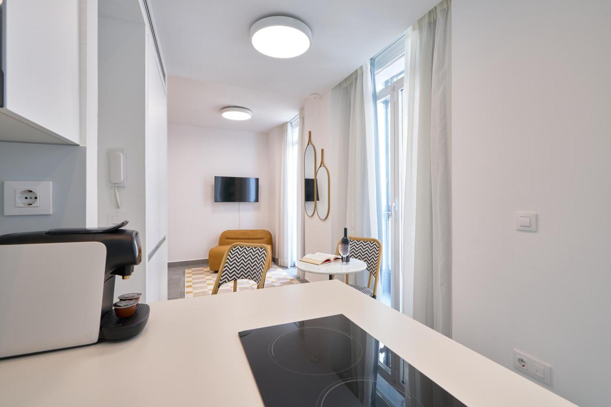 Studio Apartment One Double Bed