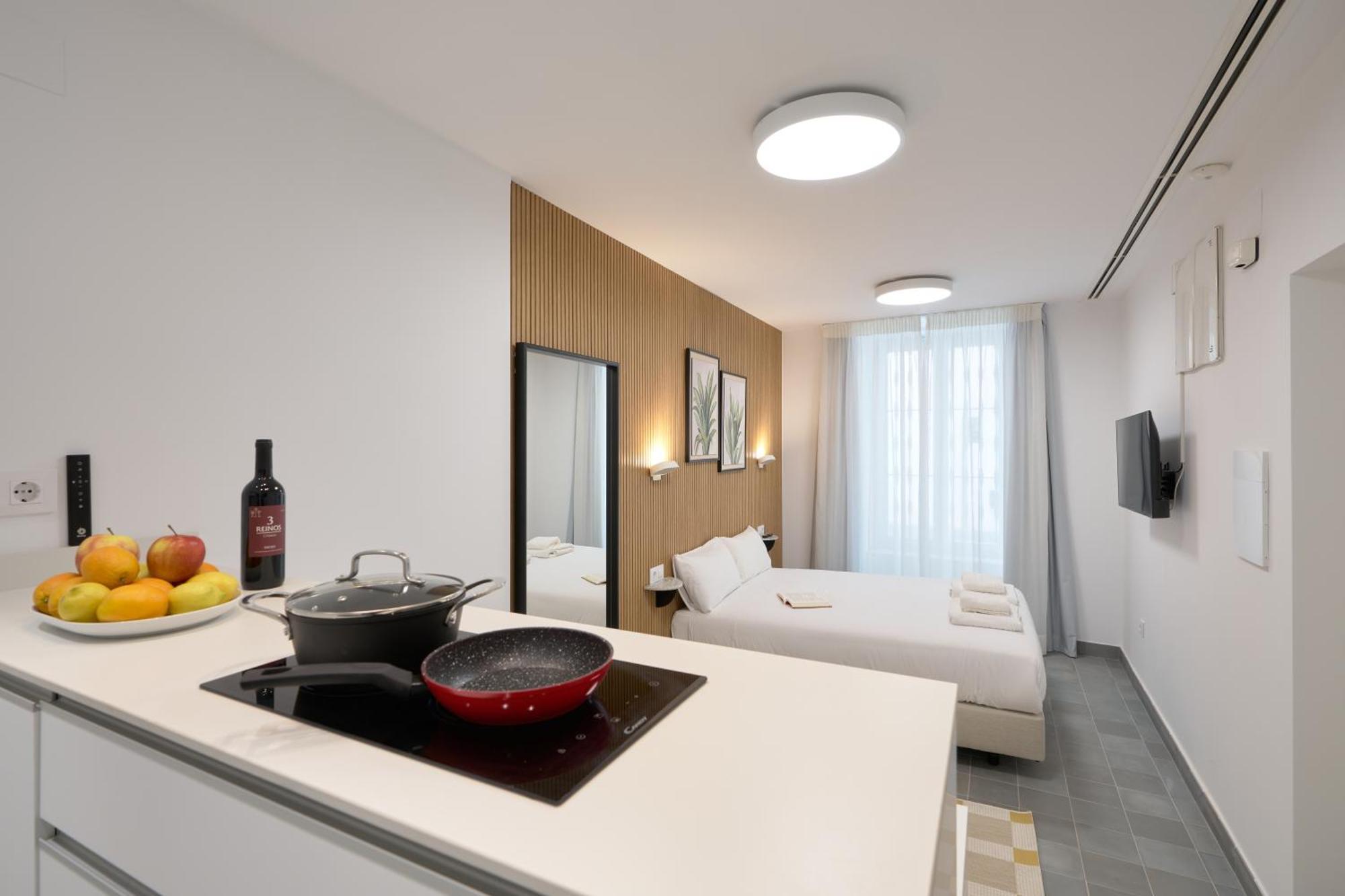 Studio Apartment One Double Bed
